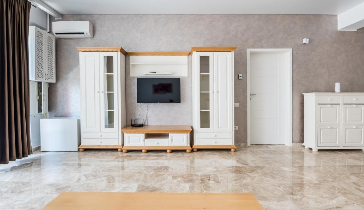 Sns Apartament In Vila Sophia ママイア エクステリア 写真