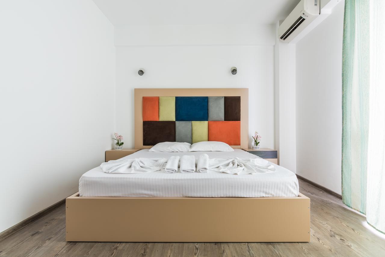 Sns Apartament In Vila Sophia ママイア エクステリア 写真