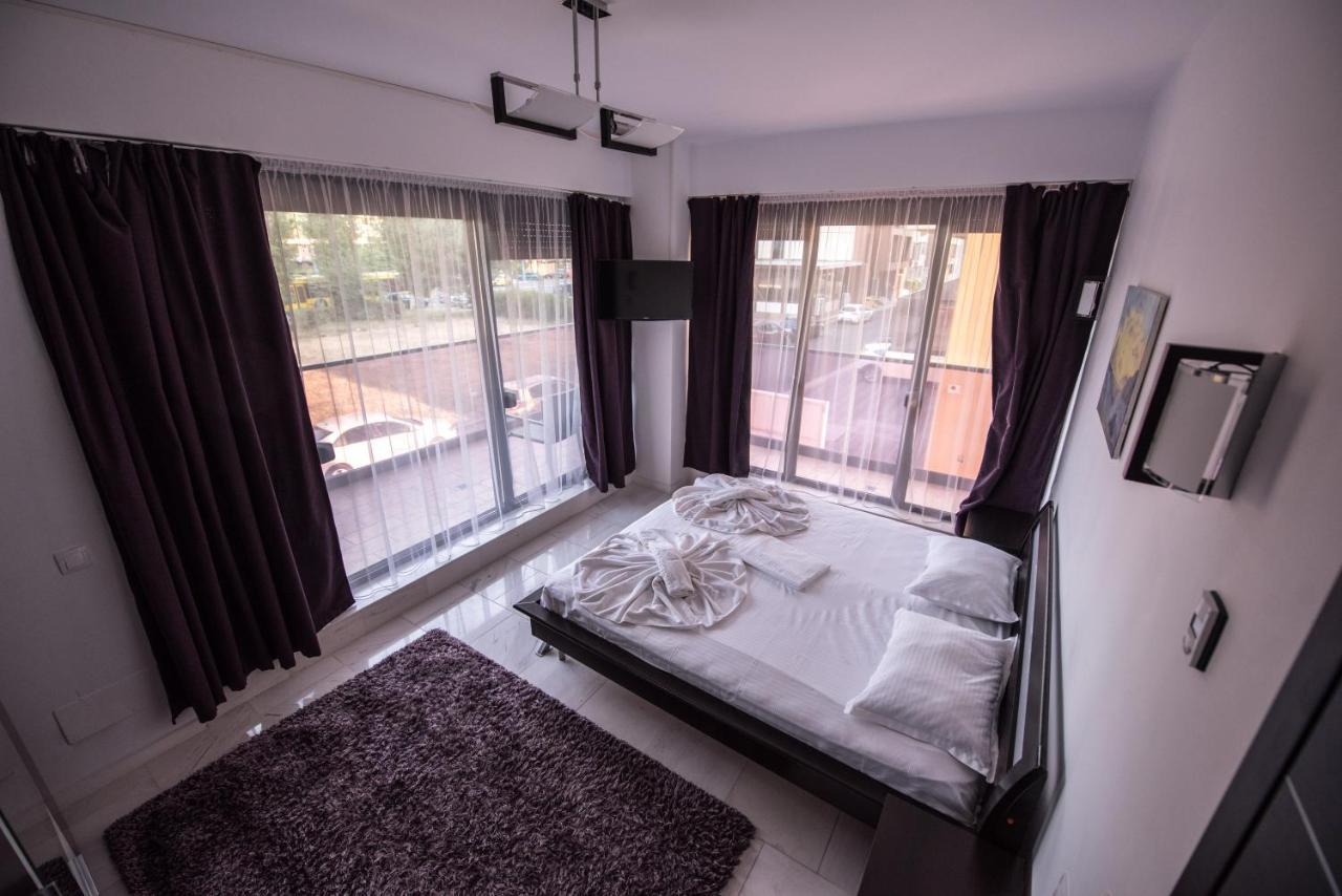 Sns Apartament In Vila Sophia ママイア エクステリア 写真