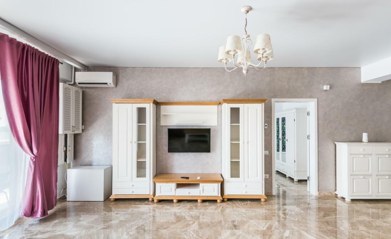 Sns Apartament In Vila Sophia ママイア エクステリア 写真